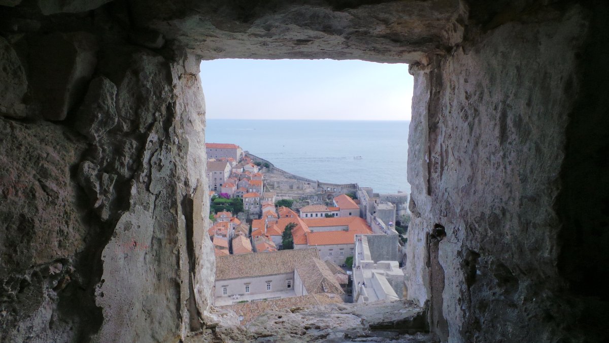 City Wall Walk44